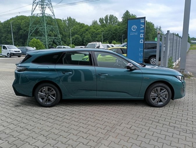 Peugeot 308, Peugeot 308 SW STYLE Hybrid 145 e-DCS6, barva modrá