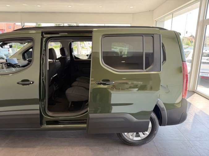 Peugeot Rifter, Peugeot Rifter ALLURE LONG 130k, 7míst, Winter, barva zelená