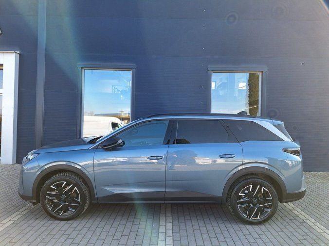 Peugeot 5008, Peugeot 5008 ALLURE Hybrid 136 e-DCS6, barva modrá