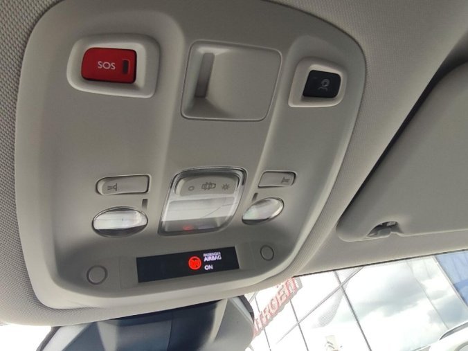 Peugeot Traveller, Peugeot Traveller L2 2.2 HDI 150k MAN6 WEBASTO, barva stříbrná