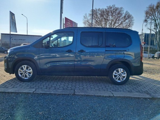 Peugeot Rifter, Peugeot Rifter LONG ALLURE BlueHDi 130 S&, barva modrá