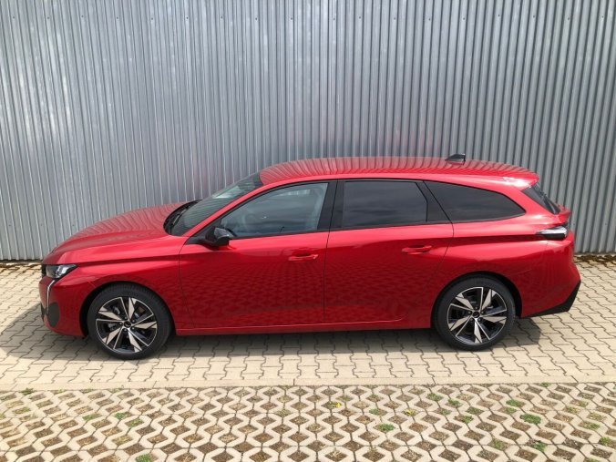 Peugeot 308, Peugeot 308 SW ALLURE Hybrid 136 e-DCS6 - 0432, barva červená