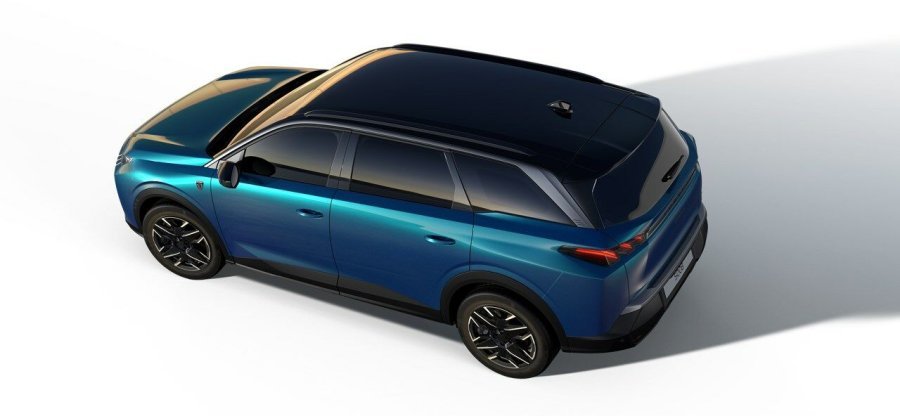 Peugeot 5008, Peugeot 5008 5008 GT Hybrid 145 e-DCS6, barva modrá