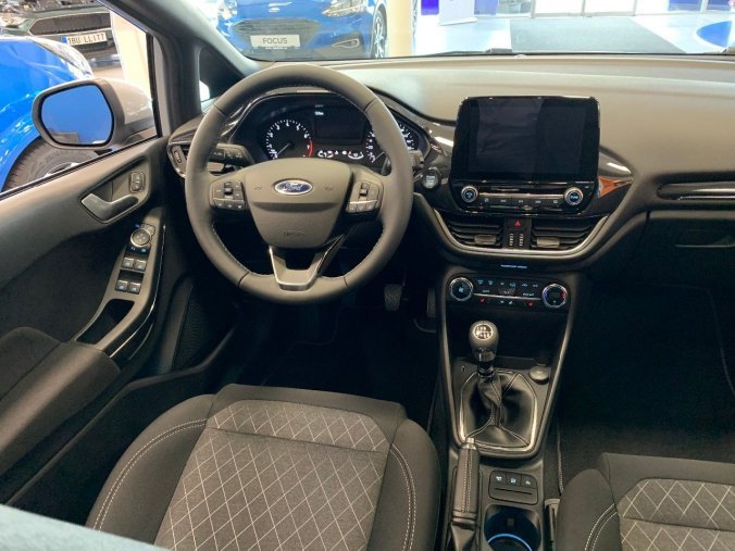 Ford Fiesta, hatchback, Active 5D 1,0 EcoBoost (mHEV) 92 kW / 125 k, barva stříbrná