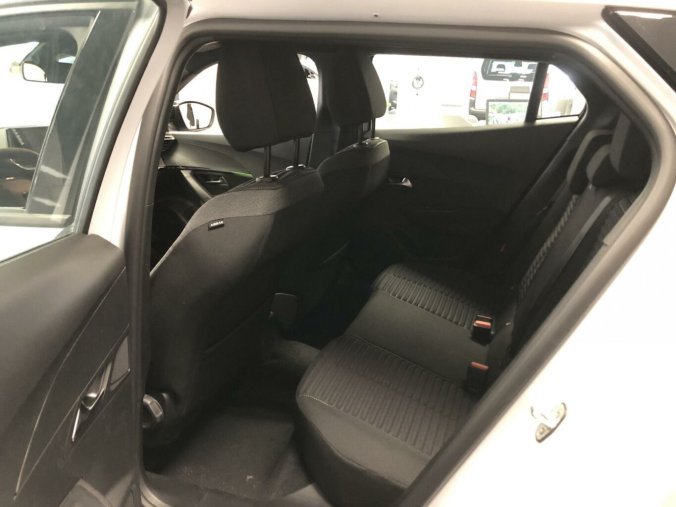 Peugeot 2008, Peugeot 2008 STYLE PureTech 100 S&S MAN6, barva bílá