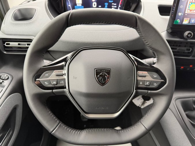 Peugeot Rifter, Peugeot Rifter LONG ALLURE BlueHDi 130k MAN6, barva zelená