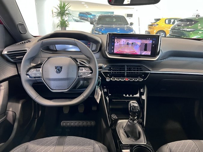 Peugeot 2008, Peugeot 2008 ALLURE 100k, 7 let záruka, barva červená