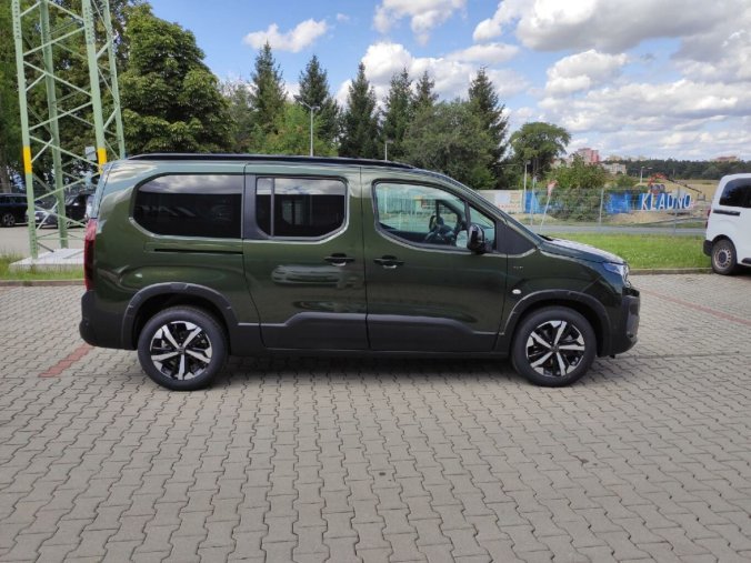 Peugeot Rifter, Peugeot Rifter GT 1.5 HDI 130kAUT8 osobní NAV, barva zelená