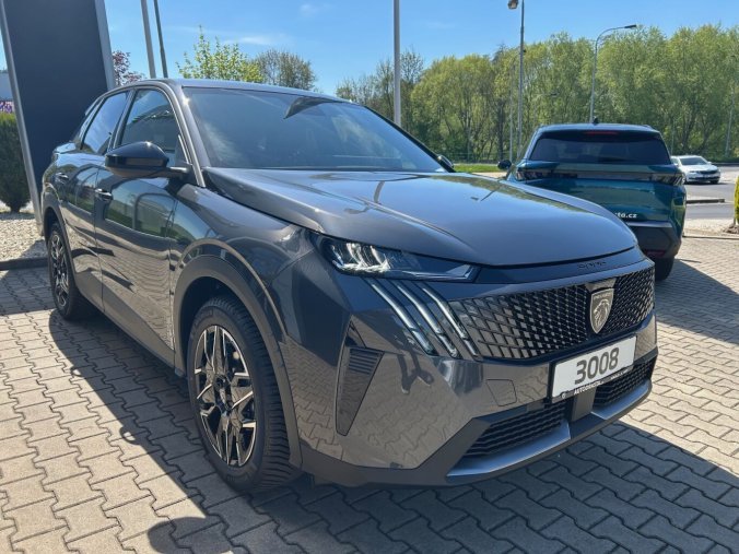 Peugeot 3008, Peugeot 3008 ALLURE Hybrid 145k e-DCS6, barva šedá