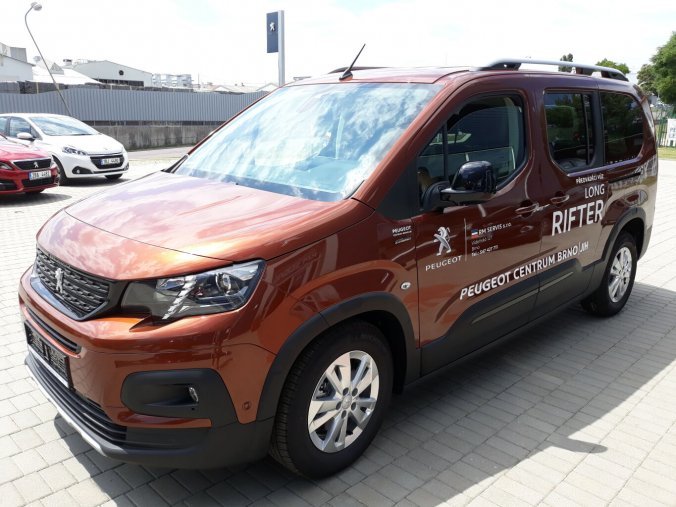 Peugeot Rifter, LONG s hom. N1 ALLURE PACK 1.5 BlueHDi 130 S&S EAT8-Z7349, barva oranžová