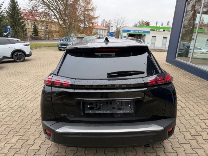 Peugeot 2008, Peugeot 2008 ALLURE PureTech 100k MAN6, barva černá