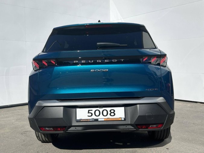 Peugeot 5008, Peugeot 5008 GT e-DCS6 Hybrid, barva modrá