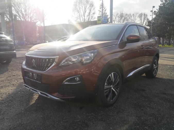 Peugeot 3008, ALLURE 1.2 PureTech 130k EAT8, barva oranžová