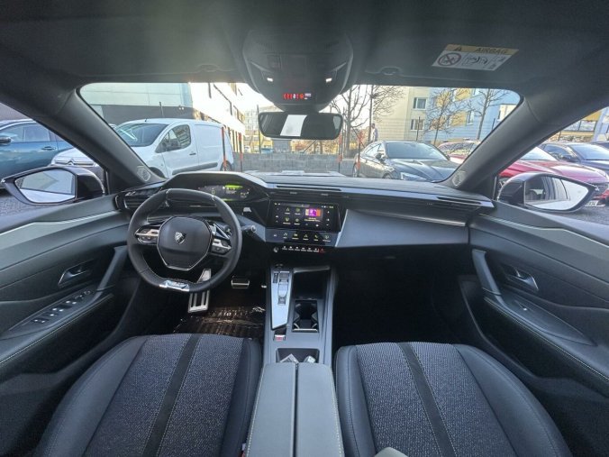 Peugeot 308, Peugeot 308 SW GT Hybrid 145 e-DCS6, barva bílá
