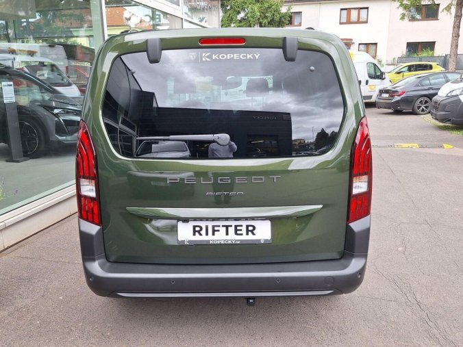 Peugeot Rifter, Peugeot Rifter LONG ALLURE 1.5 BHDi 130k EAT8, barva zelená