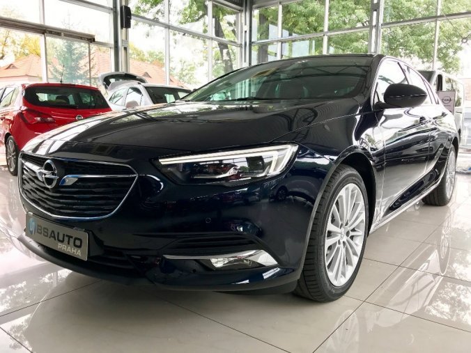 Opel Insignia, GS Innovation 1,6Turbo 147kW, barva šedá