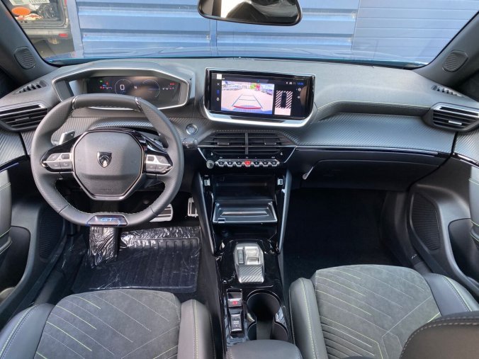 Peugeot 2008, Peugeot 2008 GT Hybrid 145 e-DCS6 - ALCANTARA - 4894, barva modrá