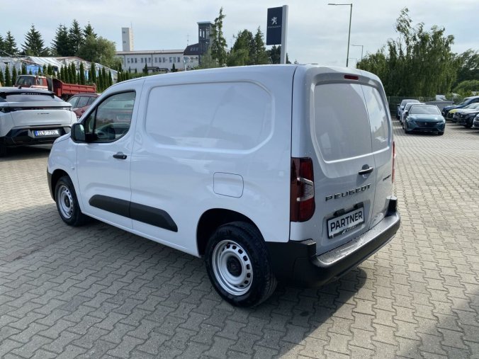 Peugeot Partner, Peugeot Partner Furgon L1 PureTech 110 MAN6, barva bílá