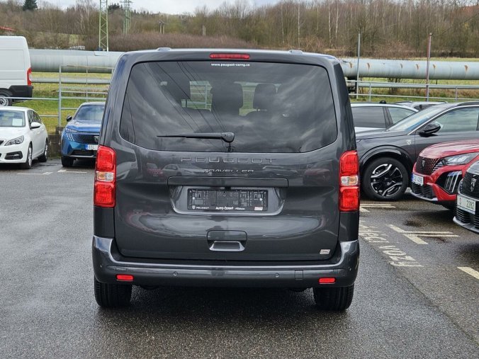 Peugeot Traveller, Peugeot Traveller Allure St. 2.0 BHDi 180k EAT8, barva šedá