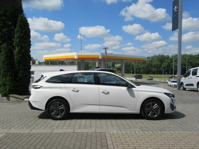 Peugeot 308, Peugeot 308 SW ACTIVE 1.2 PT 130k MAN6, barva bílá