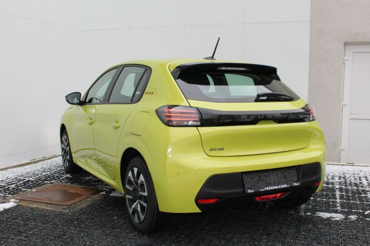 Peugeot 208, Peugeot 208 STYLE PureTech 100 MAN6, barva zelená