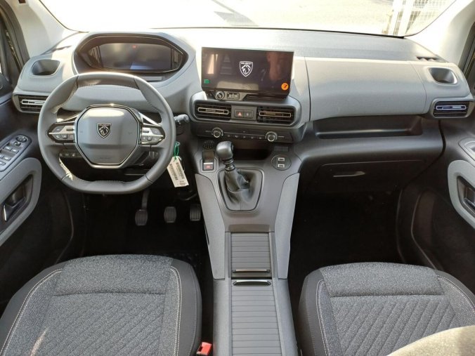 Peugeot Rifter, Peugeot Rifter Long Allure 1.5 HDI 130k, barva černá