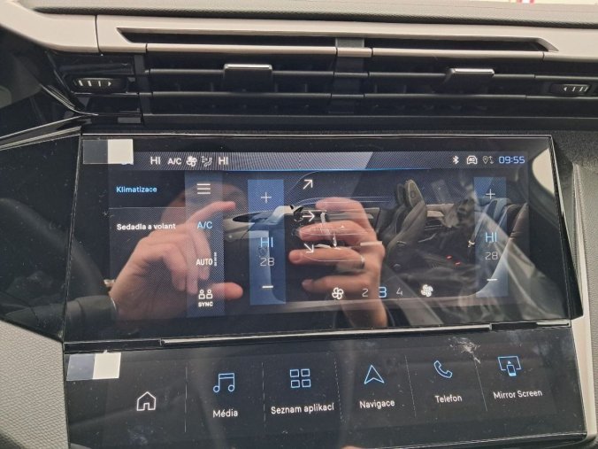 Peugeot 308, Peugeot 308 SW ALLURE Hybrid 145 e-DCS6, barva bílá