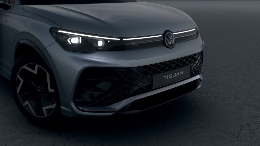 Volkswagen Tiguan, Tiguan R-Line People 2,0 TDI 142 kW 4MOT, barva stříbrná