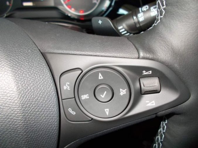 Opel Corsa, Edition F 12XHL S/S (74kW/ 100, barva bílá