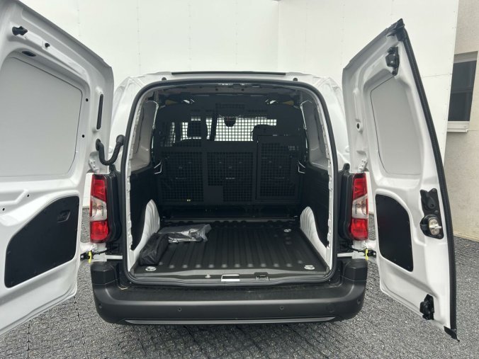 Peugeot Partner, Peugeot Partner Polocombi L2 1000 1.5 HDi 100k, barva bílá