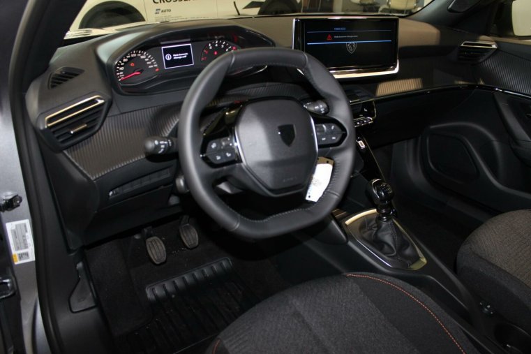 Peugeot 2008, Peugeot 2008 STYLE PureTech 100 S&S MAN6, barva stříbrná