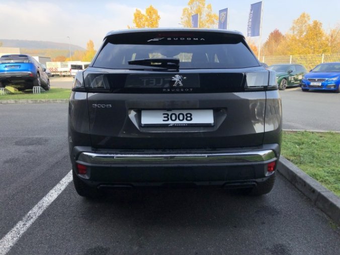 Peugeot 3008, ALLURE 1.5 BHDi 130k EAT8, barva šedá