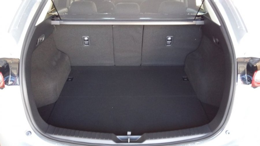 Mazda CX-5, 2,2D 150 A/T, barva stříbrná