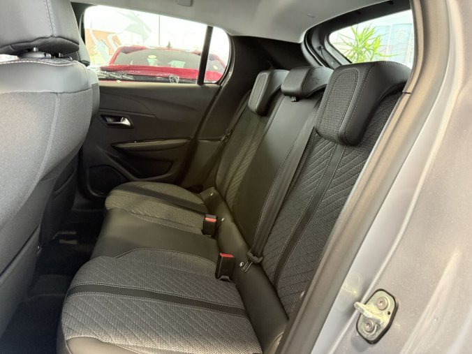 Peugeot 208, Peugeot 208 ALLURE, 100k, Paket Access, barva šedá