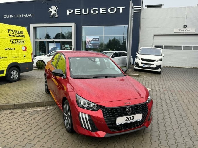 Peugeot 208, Peugeot 208 ACTIVE - IHNED K ODBĚRU, barva červená