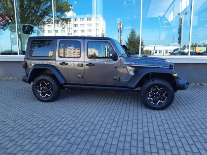 Jeep Wrangler, 2,0T PHEV 380 PS Rubicon, barva šedá