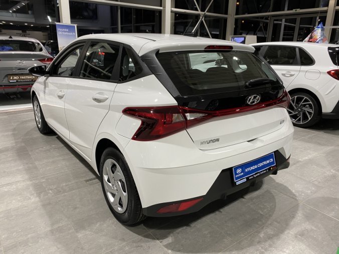 Hyundai i20, 1,2 DPI 5 st. manuální, barva bílá