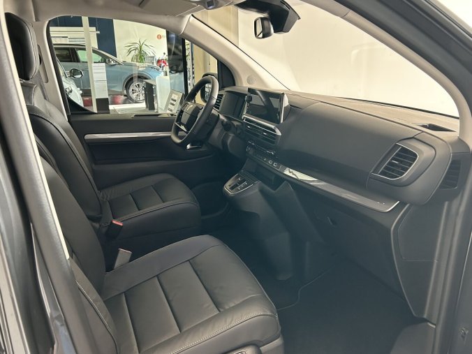 Peugeot Traveller, Peugeot Traveller Allure L3 2.2 BlueHDi 180 S&S EAT8, barva šedá