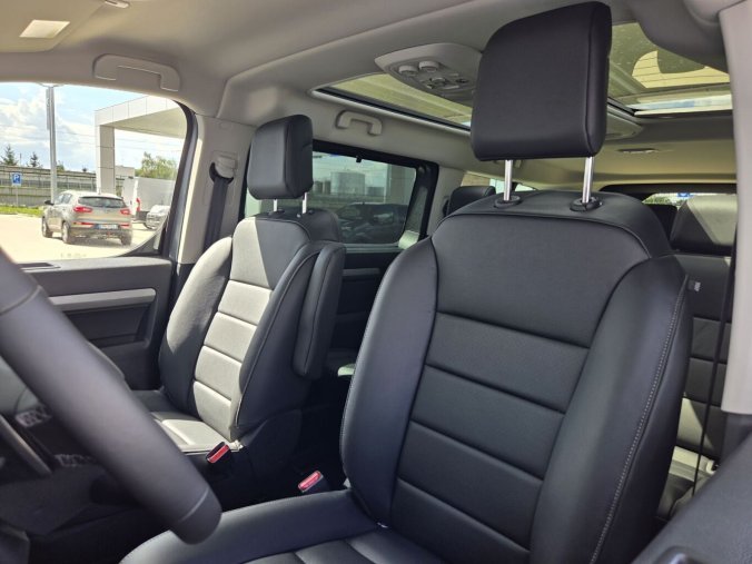 Peugeot Traveller, Peugeot Traveller ALLURE Long 2.2 BHDi 180k EAT8, barva šedá