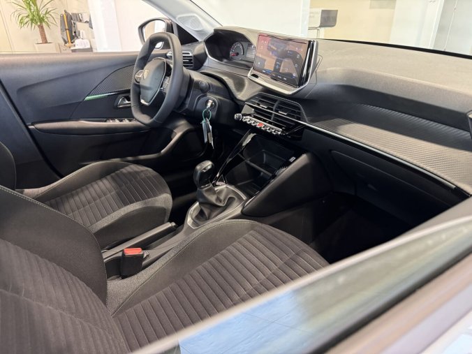 Peugeot 208, Peugeot 208 STYLE, 75 koní, Manuál, barva šedá