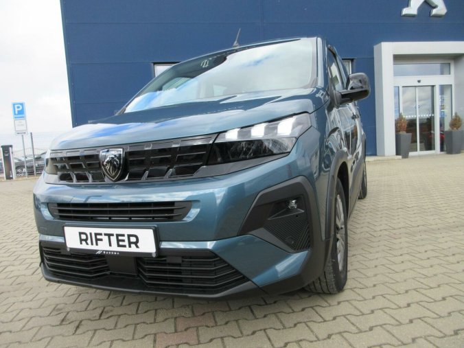 Peugeot Rifter, Peugeot Rifter LongAllure BlueHDi 130S&S MAN6, barva modrá
