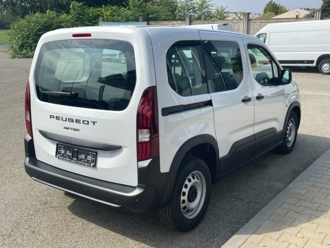 Peugeot Partner, Peugeot Partner Active 1,5 BHdi 100k Man6, barva bílá