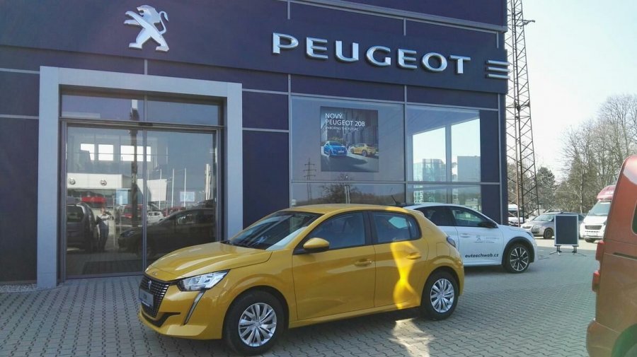 Peugeot 208, ACTIVE 1.2 75k MAN5, barva žlutá