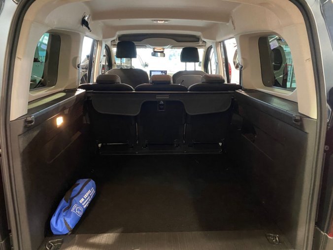 Peugeot Rifter, Peugeot Rifter LONG GT BlueHdi EAT8 - 7MÍST - 6266, barva modrá