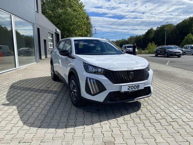 Peugeot 2008, Peugeot 2008 STYLE Hybrid 145 e-DCS6, barva bílá