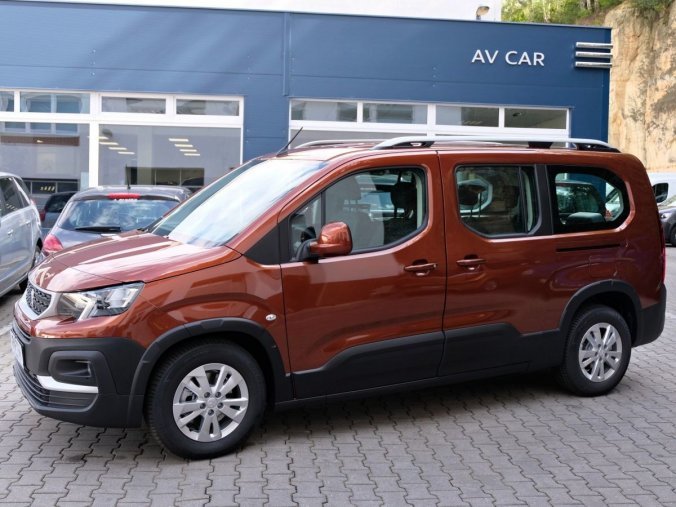 Peugeot Rifter, ACTIVE 1.2 PureTech 110 S&amp;, barva oranžová