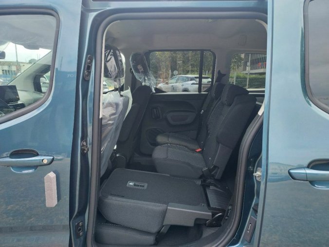 Peugeot Rifter, Peugeot Rifter Long Allure 1,5 Blue HDI 130 S, barva modrá