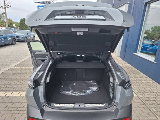 Peugeot 408, Peugeot 408 GT Hybrid 145 e-DCS6, barva šedá