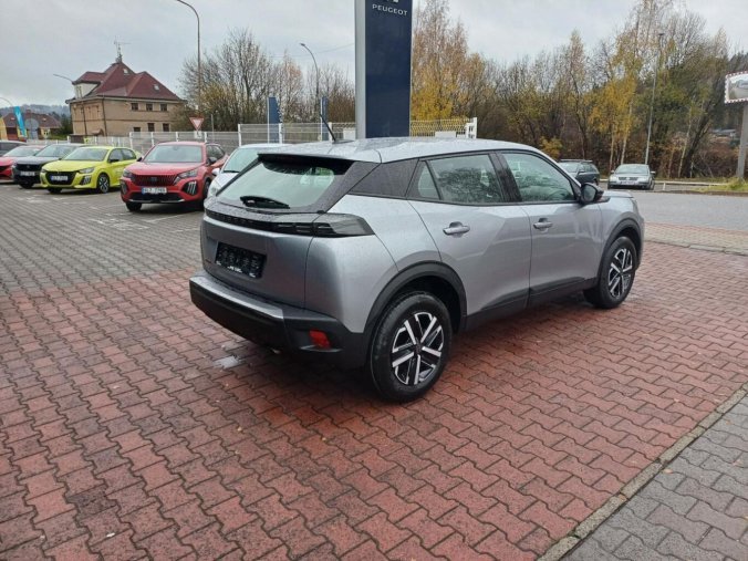 Peugeot 2008, Peugeot 2008 STYLE Hybrid 110 e-DCS6, barva šedá