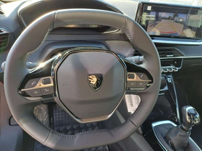 Peugeot 2008, Peugeot 2008 ALLURE 1.2 PureTech 100k Grip, barva modrá